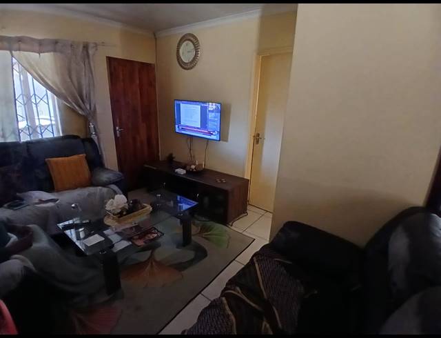 3 BEDROOM HOUSE FOR SALE IN WINDMILL PARK